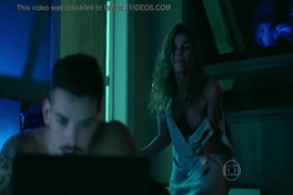 Maduras forzada a tene seso