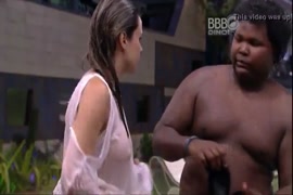 Videos de sobrina manoseada por el tio en serviporno