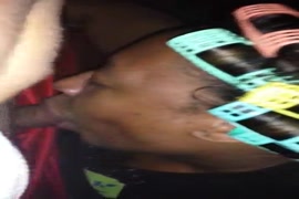 Fotos de jovencitas chupando penes de caballos